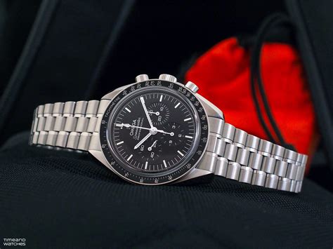 omega speedmaster moonwatch quartz|omega speedmaster moonwatch 2021.